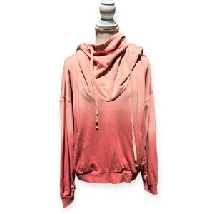 🌻NEW (with tags!) Young Fabulous & Broke “Piper” Ombré Hoodie Size Medium
